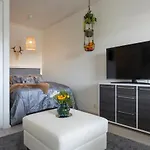Vasko Luxurious Suites, Rakka